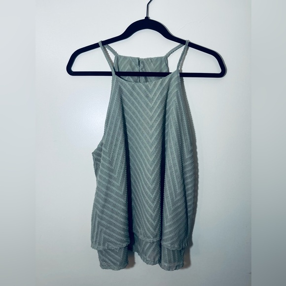 Tiered Green Cottage Keyhole Tank Top Blouse. - Picture 1 of 11